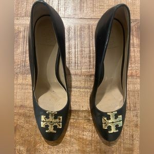 Tory Burch Black Leather Wedges size 7